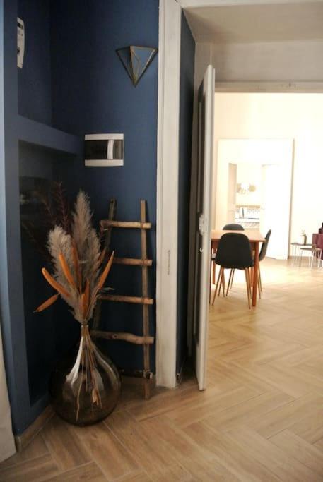 Scio' Apartment-Centro Storico- Naples Luaran gambar