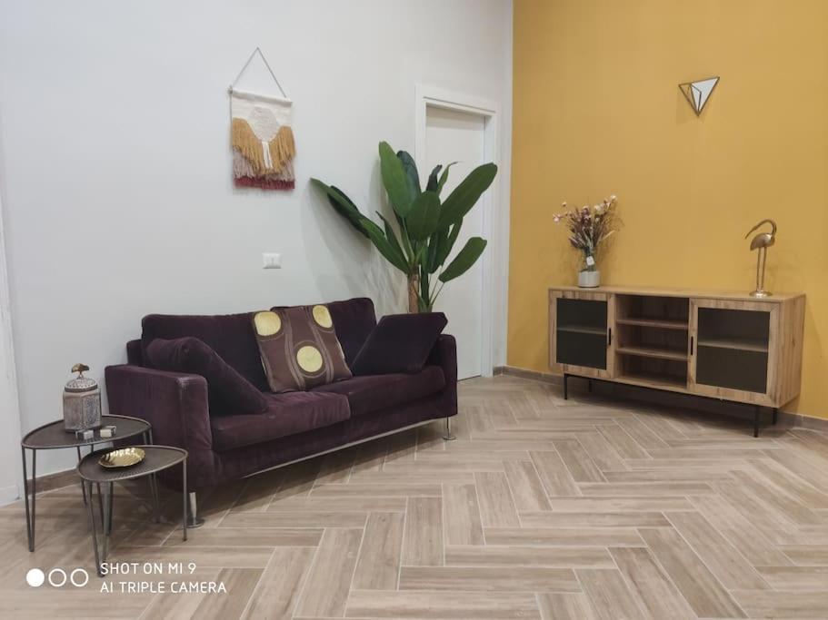 Scio' Apartment-Centro Storico- Naples Luaran gambar