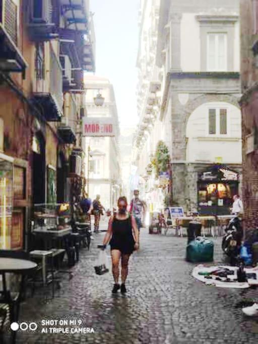 Scio' Apartment-Centro Storico- Naples Luaran gambar